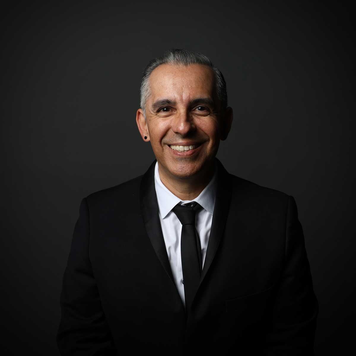 Carlos---Main